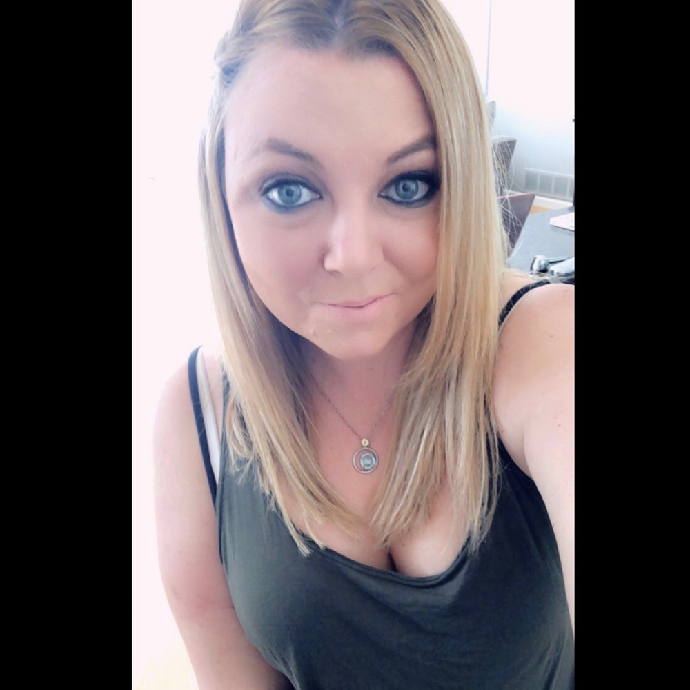 Meet your Posher, Jenna